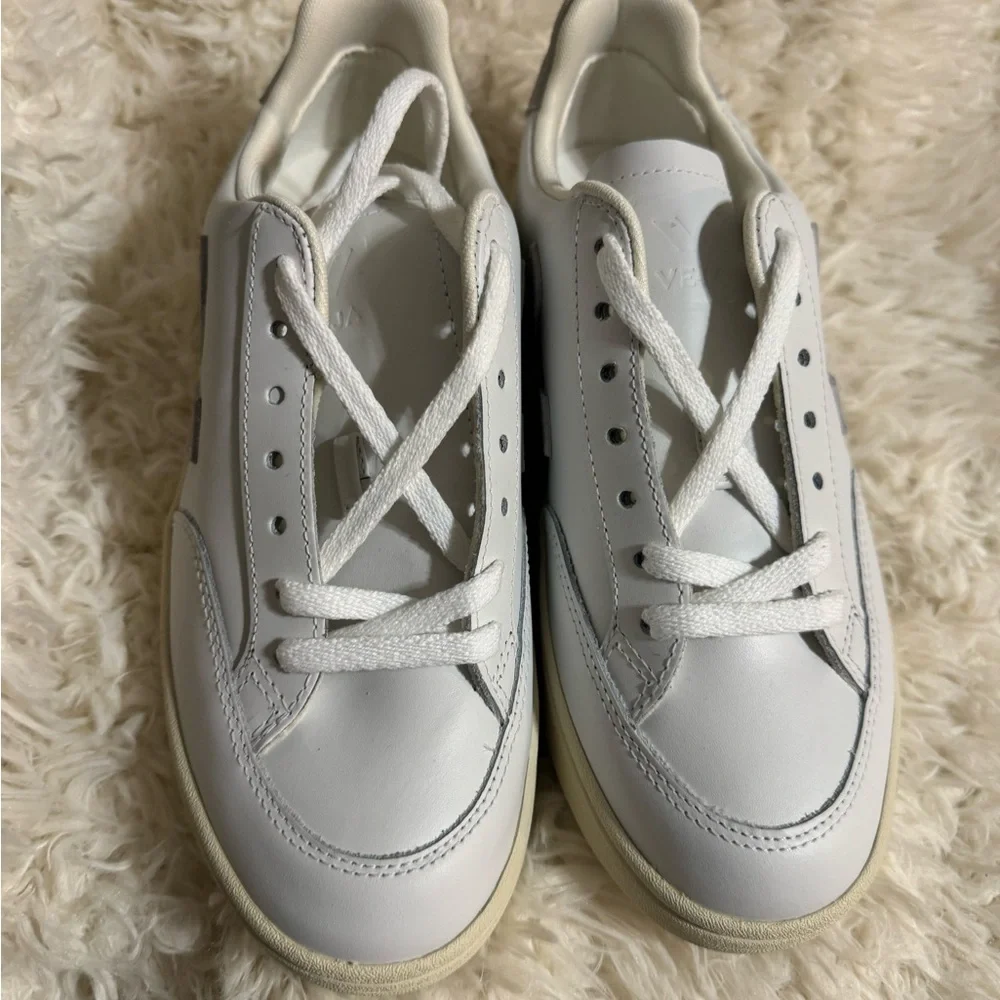 Veja Urca CWL Sneaker